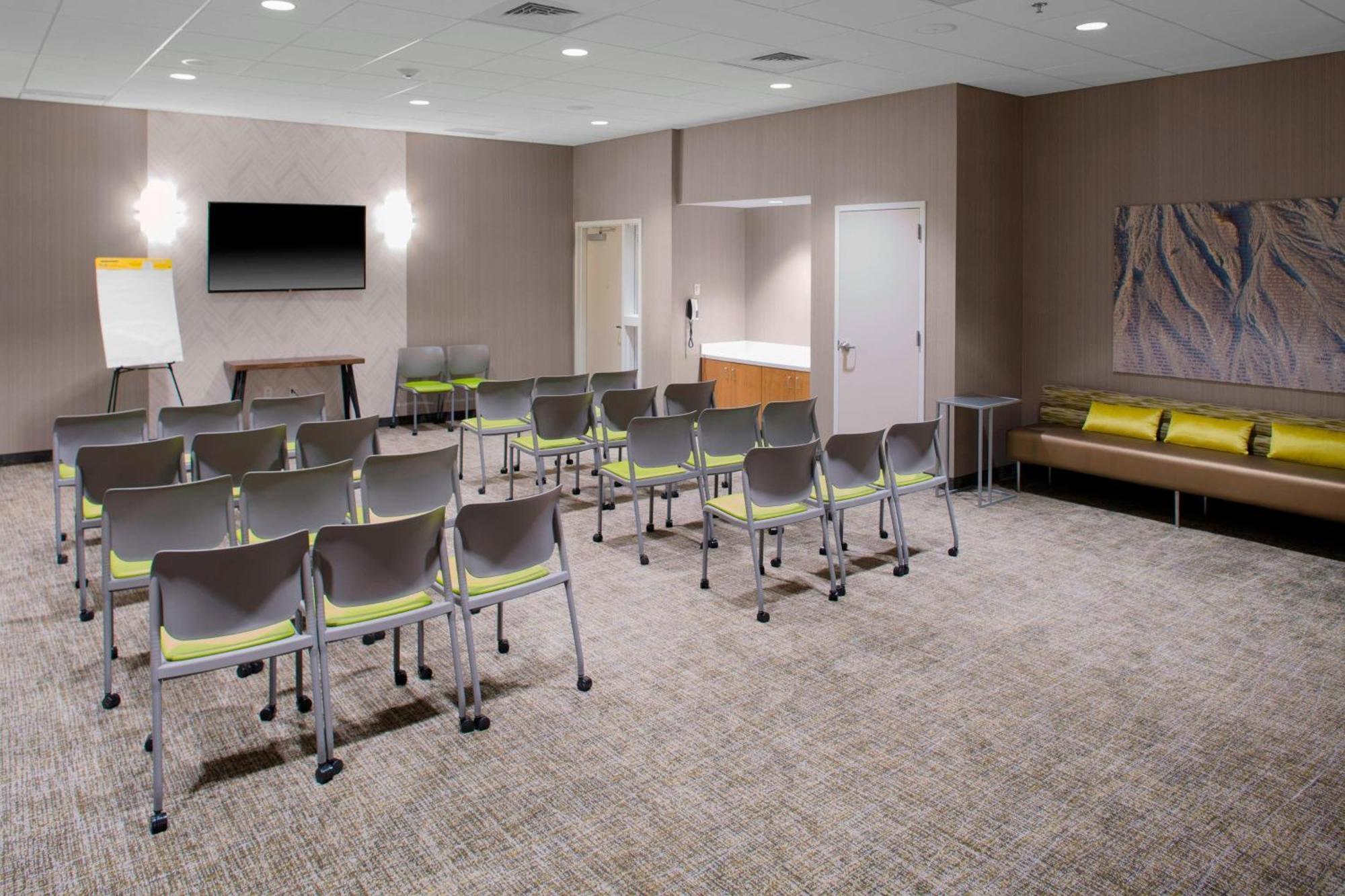 Springhill Suites By Marriott Kansas City Lenexa/City Center Bagian luar foto