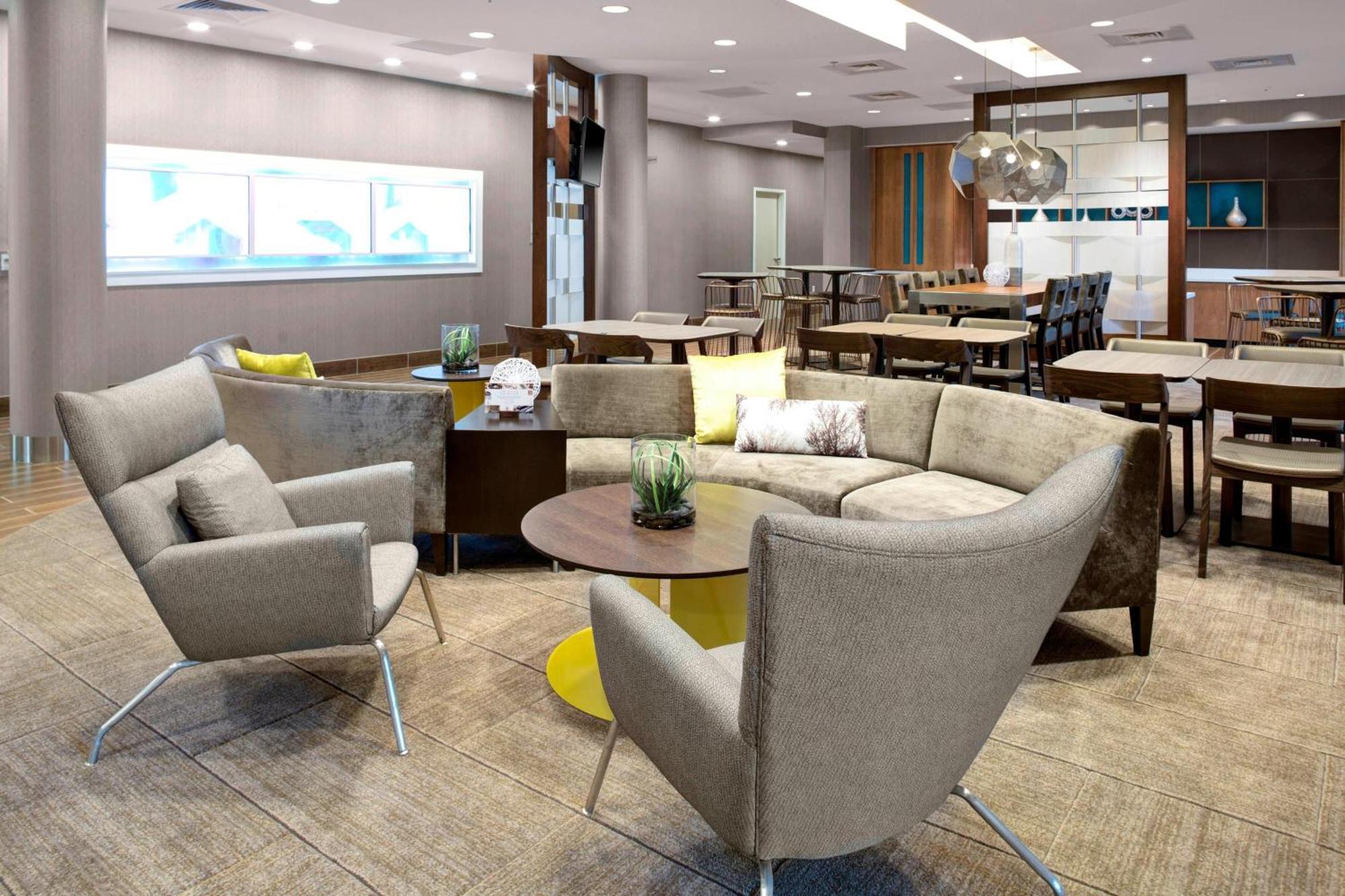 Springhill Suites By Marriott Kansas City Lenexa/City Center Bagian luar foto